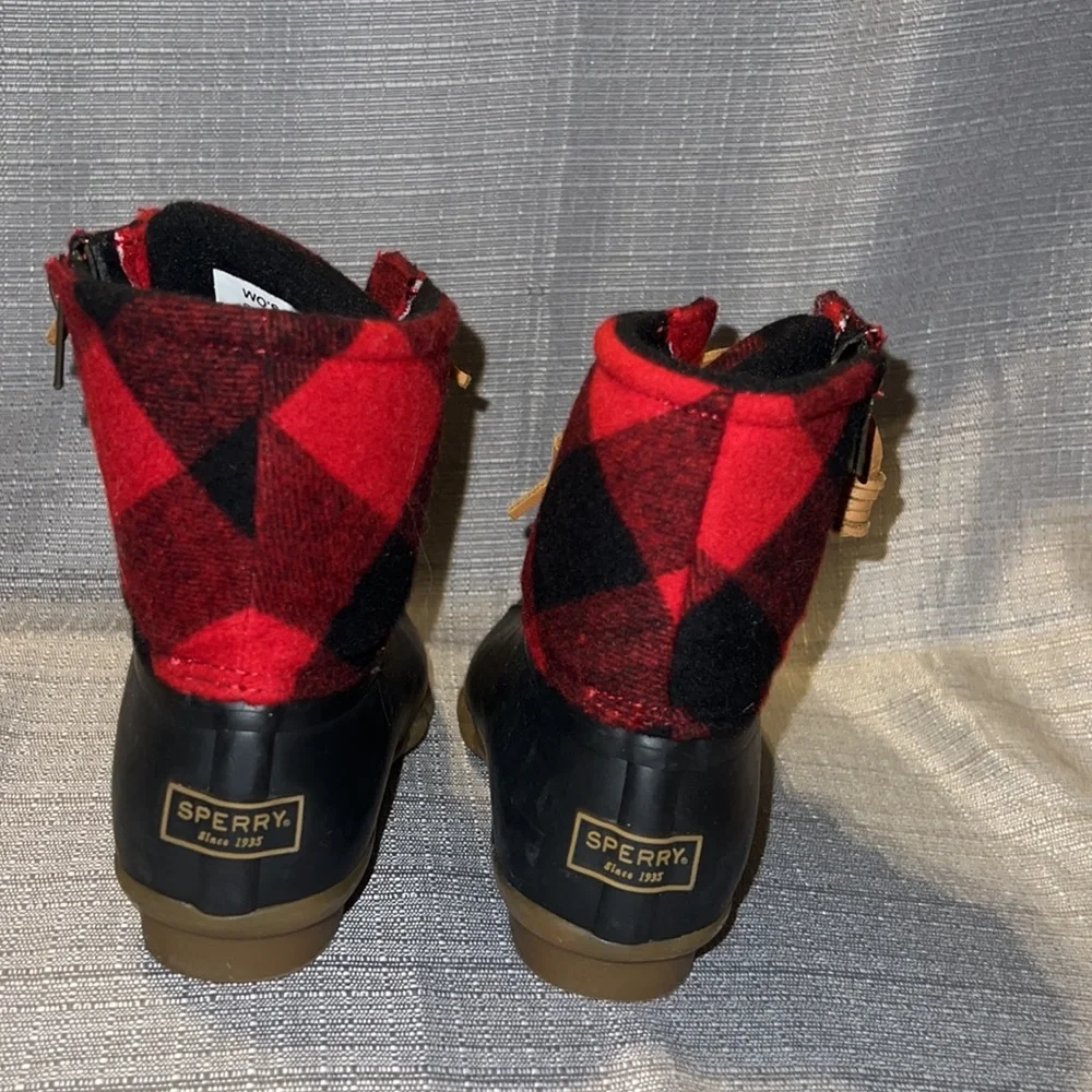 Sperry Women’s Saltwater Wool Duck Boots - Picture 4 of 4